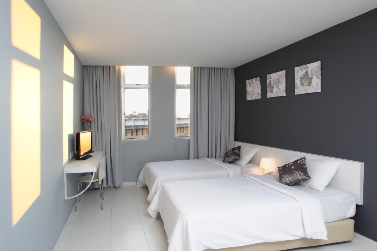 Wan Loong Hotel ปอนเตียนเกอชิล ภายนอก รูปภาพ